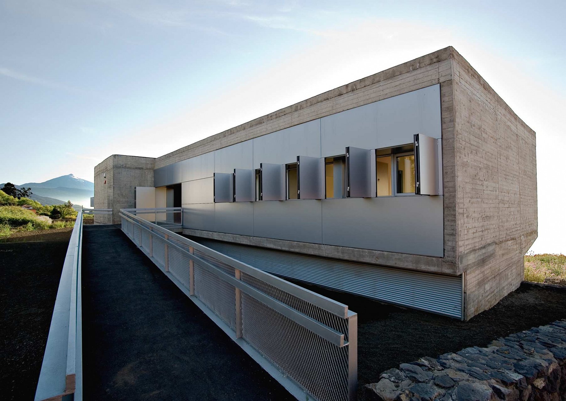 GPY Arquitectos - Ravelo Medical Clinic El Sauzal